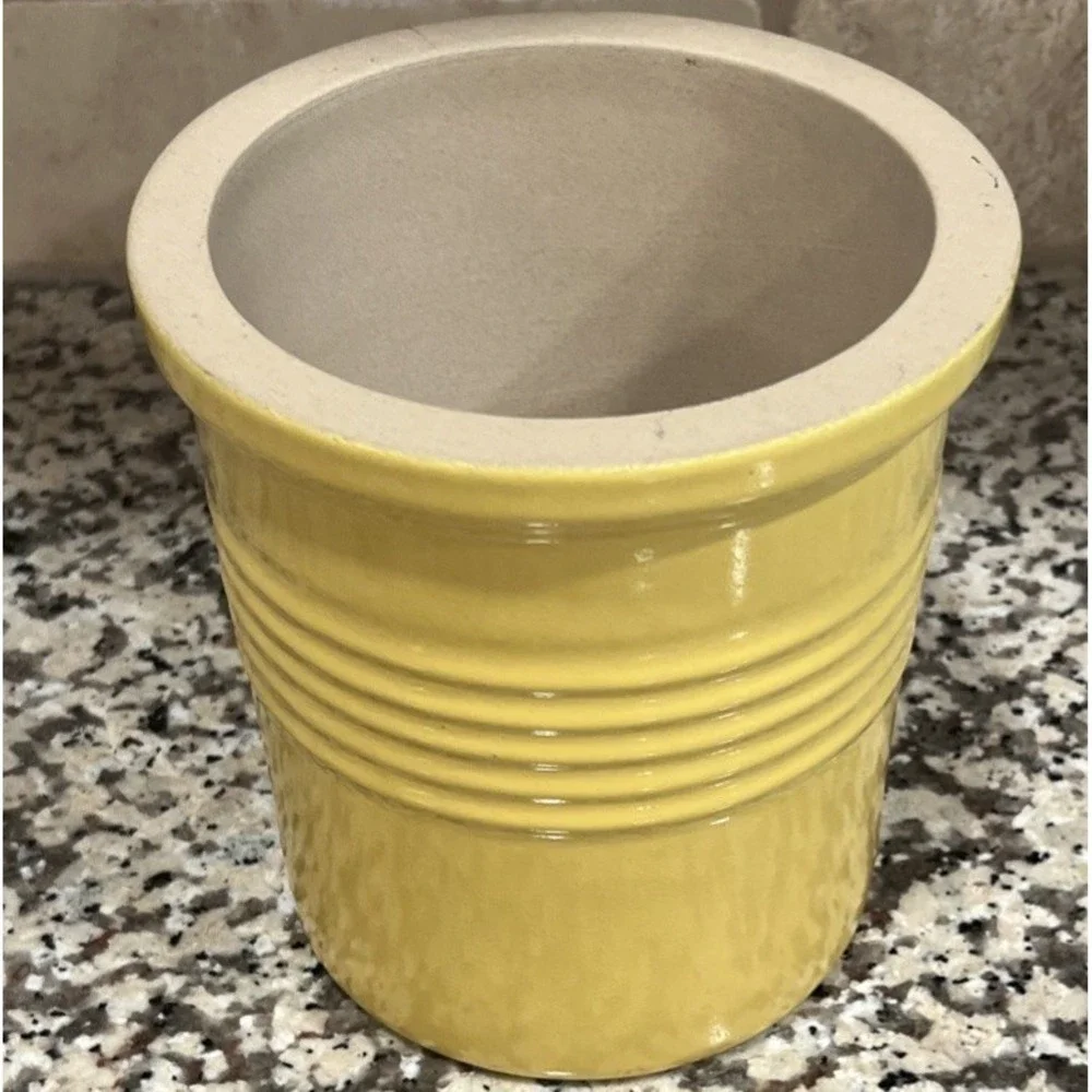 PAMPERED CHEF Utensil Crock Family Heritage Stoneware Bread Yellow